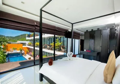Deluxe Suite — Z&Z House